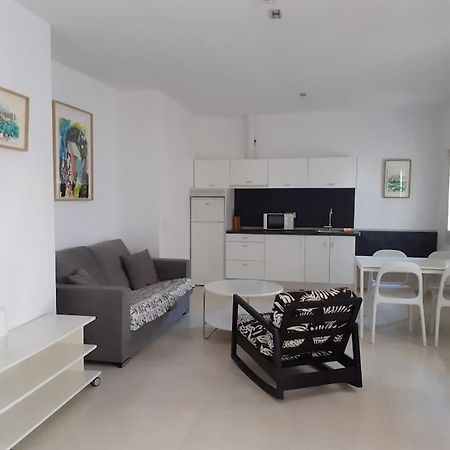 Cosy Flat / Literally At The Foot Of Alhambra Apartment กรานาดา ภายนอก รูปภาพ